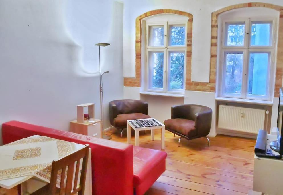 Typical Altbau In The Heart Of Wedding Berlijn